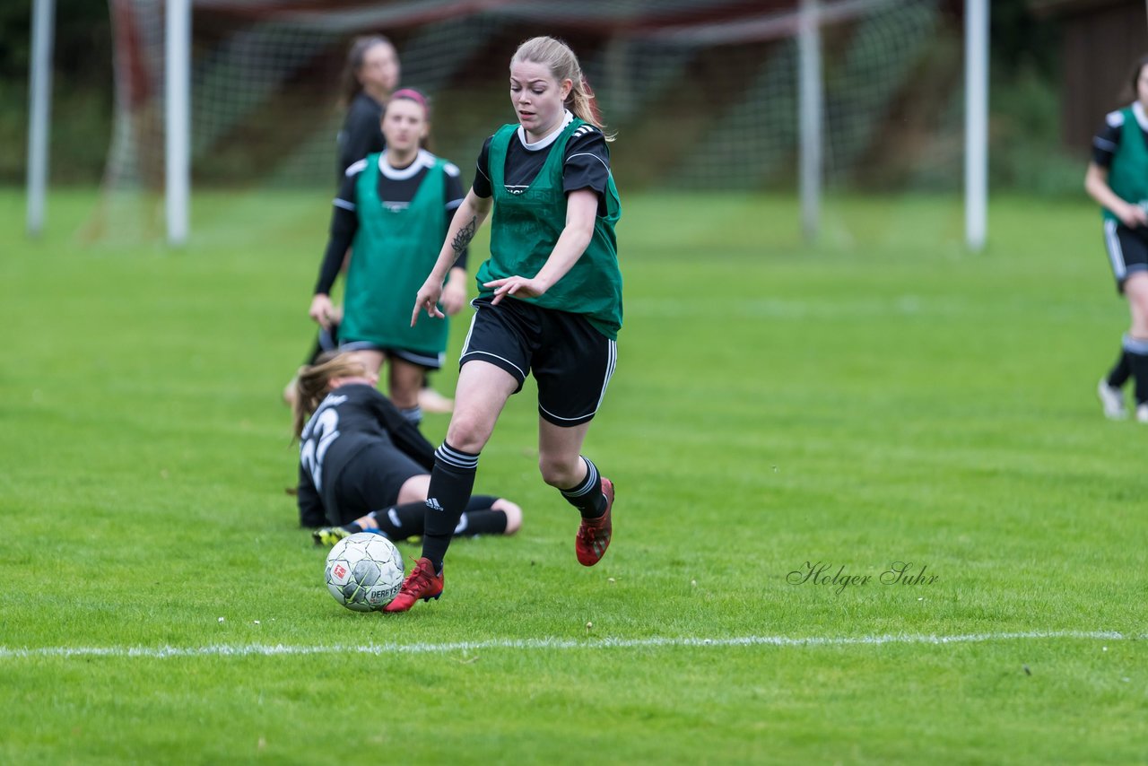 Bild 64 - F SG Daenisch Muessen - SG Blau-Rot Holstein : Ergebnis: 3:1